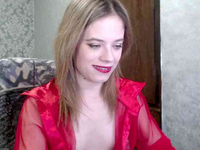 DanaXSmile bongacams