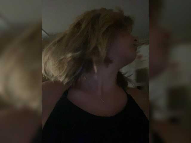 DarkGirl