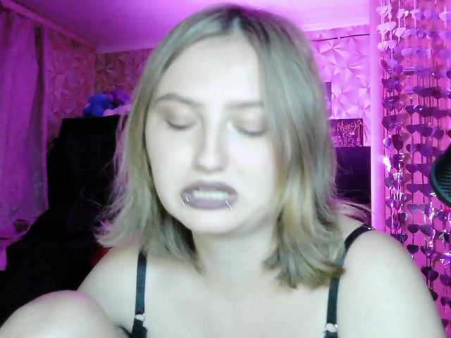 DarkGirl live cam on BongaCams