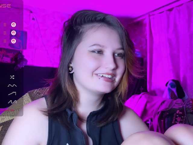 DarkGirl's BongaCams show and profile