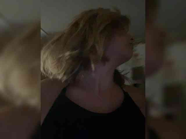 DarkGirl webcam