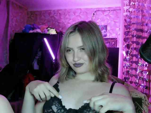 DarkGirl webcam