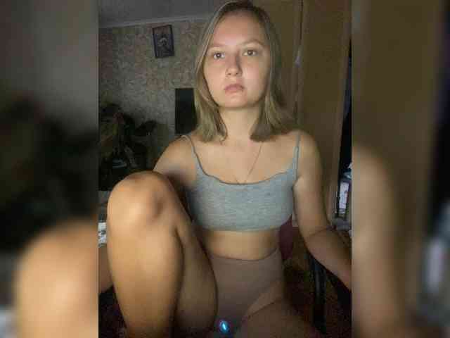 DarkGirl webcam