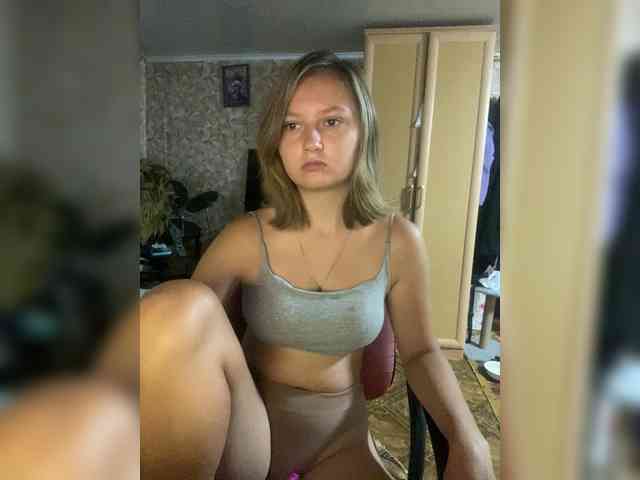 DarkGirl webcam