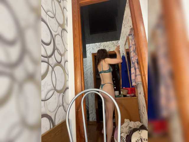 Azilanomi live webcam show