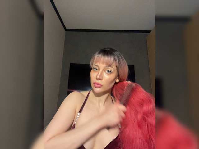 le modèle Azilanomi est en webcam porno dans un show sur le site bongacams, il possède les tags suivants: White/Caucasian,Brunette,Trimmed