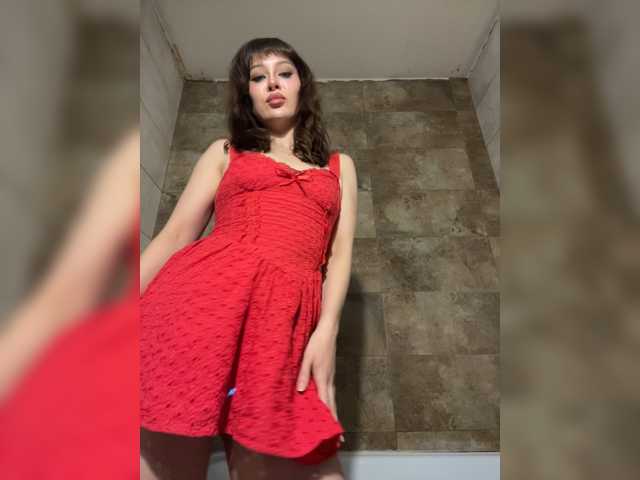 Azilanomi live cam on BongaCams