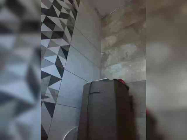 Azilanomi Sex Cam Show