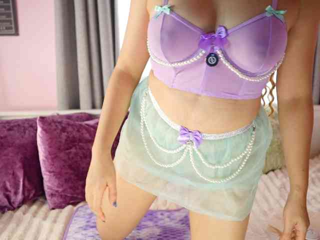 urFilipinaGirl webcam
