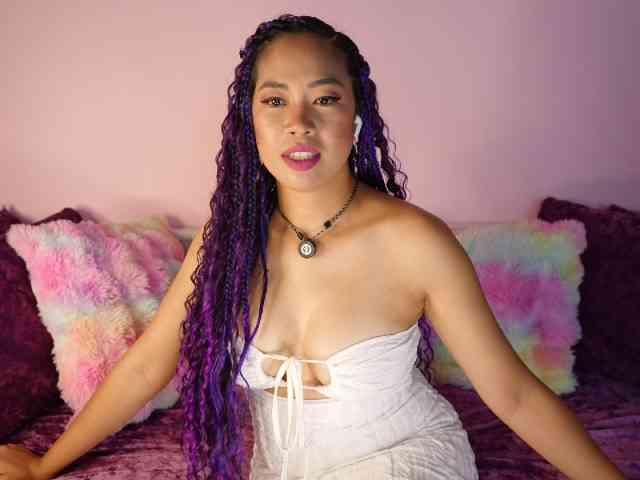 urFilipinaGirl webcam