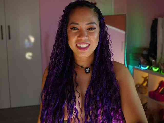 urFilipinaGirl webcam