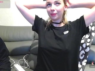 Almondmilka Porn Show