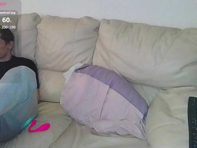 Almondmilka live cam on BongaCams