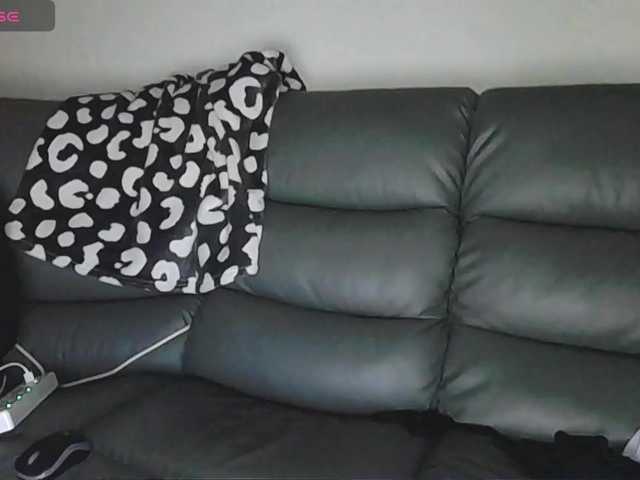 Almondmilka live cam on BongaCams