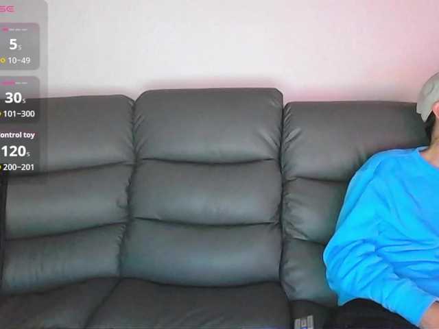 Almondmilka live webcam show