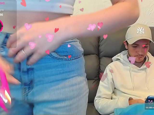 Almondmilka live webcam show