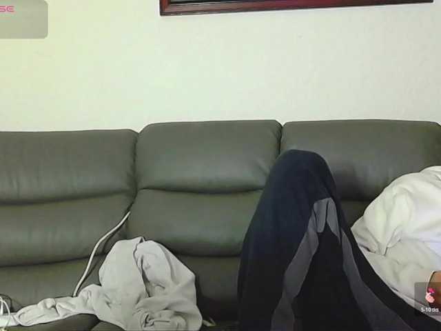 Almondmilka live cam on BongaCams