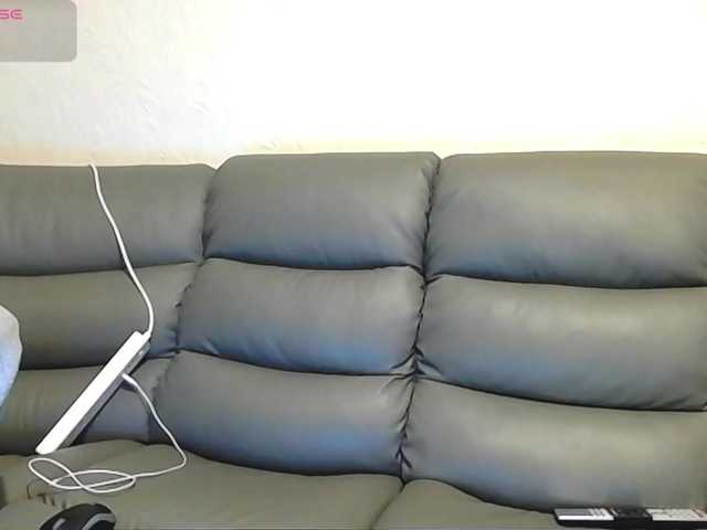 Almondmilka live cam on BongaCams