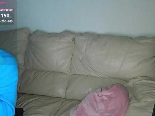 Almondmilka live cam on BongaCams
