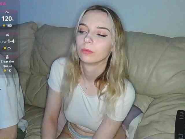 Almondmilka Sex Cam Show