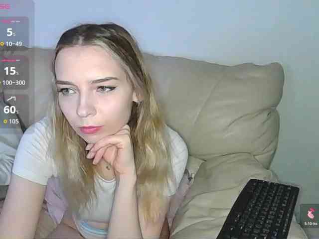 Almondmilka Sex Cam Show