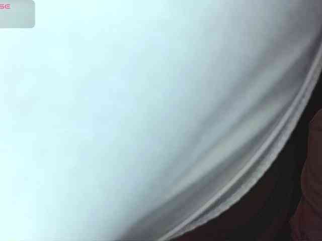 Almondmilka webcam