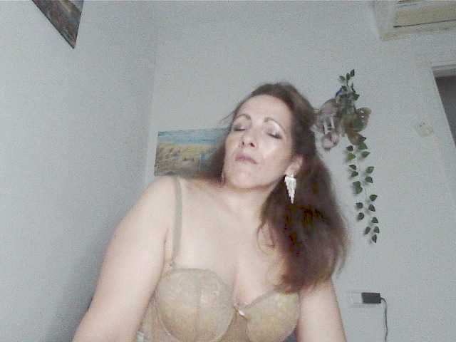 MilfiViviana live cam on BongaCams