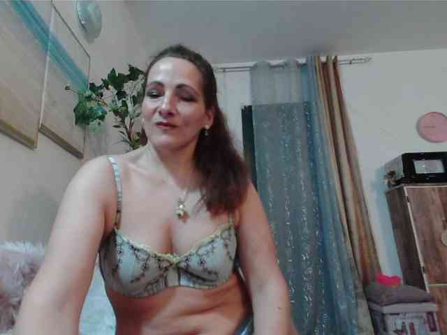 MilfiViviana webcam