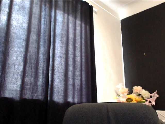 Feyka-dream live cam on BongaCams