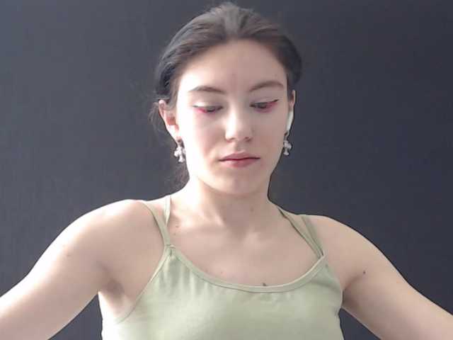 Feyka-dream live cam on BongaCams