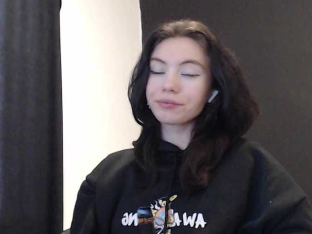 Feyka-dream live cam on BongaCams