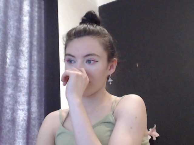 Feyka-dream live cam on BongaCams