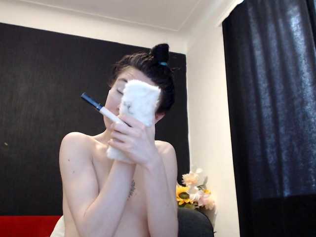 Feyka-dream live cam on BongaCams