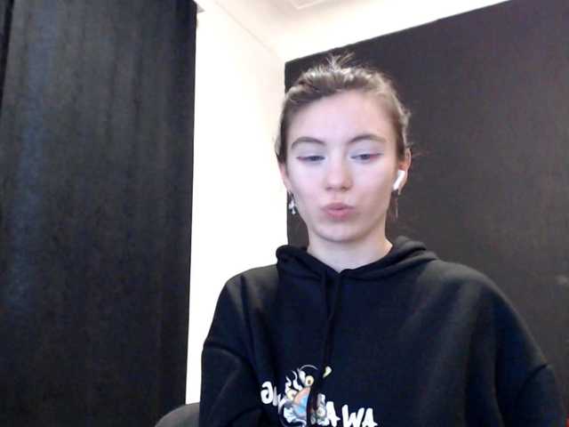Feyka-dream live cam on BongaCams