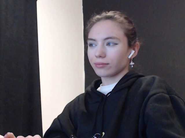 Feyka-dream live cam on BongaCams