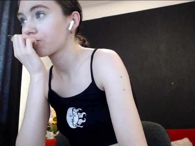 Feyka-dream live cam on BongaCams