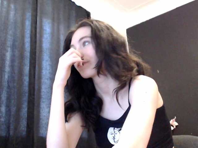 Feyka-dream live cam on BongaCams