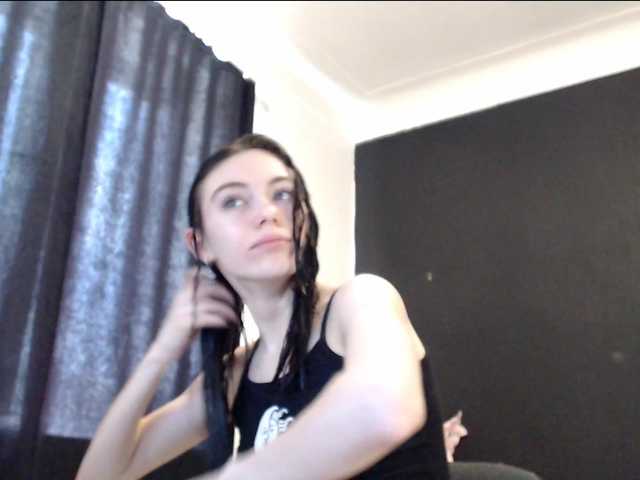 Feyka-dream live cam on BongaCams