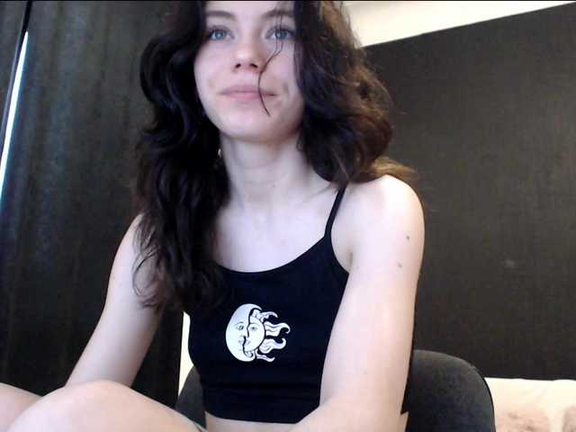 Feyka-dream live cam on BongaCams