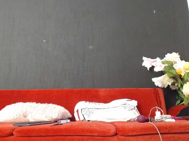 Feyka-dream, 18 y/o - Live Cam on BongaCams