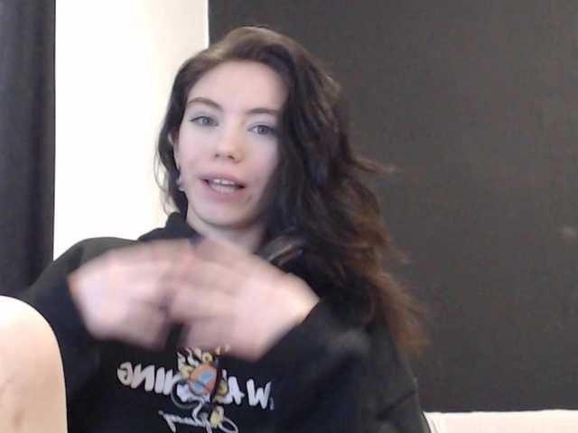 Feyka-dream live cam on BongaCams