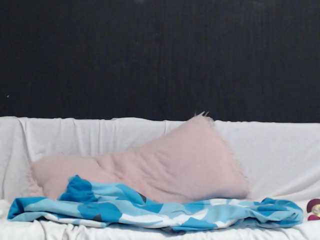 Feyka-dream live cam on BongaCams