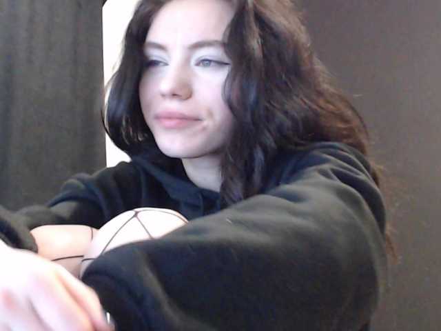 Feyka-dream live cam on BongaCams