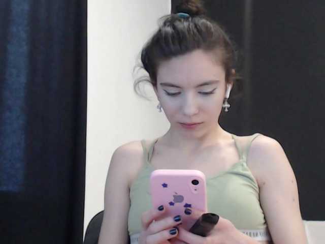Feyka-dream live cam on BongaCams