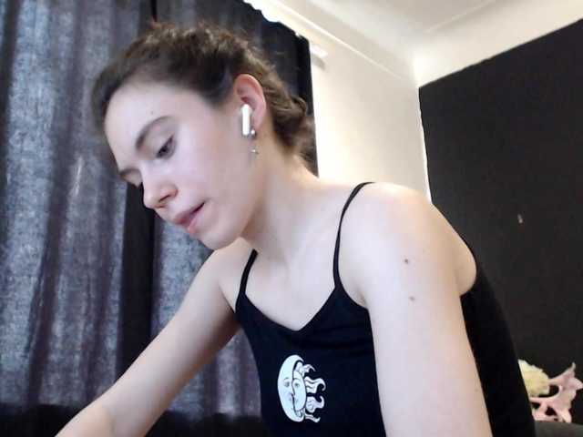Feyka-dream live cam on BongaCams