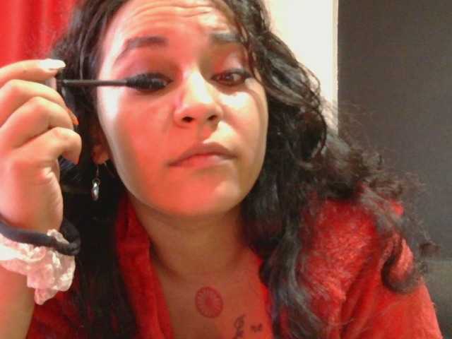 HotVenesse live cam on BongaCams