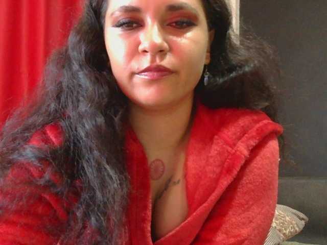 HotVenesse live cam on BongaCams