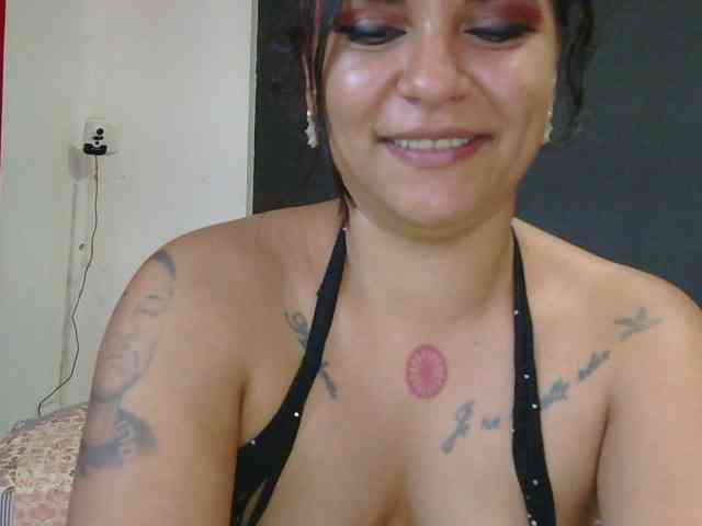 HotVenesse webcam