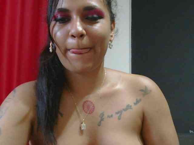 HotVenesse webcam