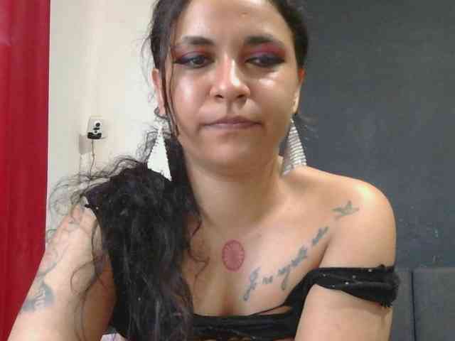 HotVenesse webcam